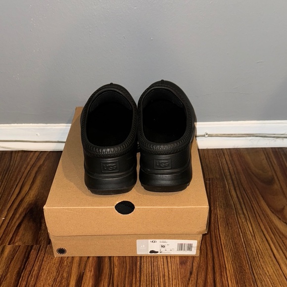 Nike Black and Orange Sneakers High-Top Design main image 7